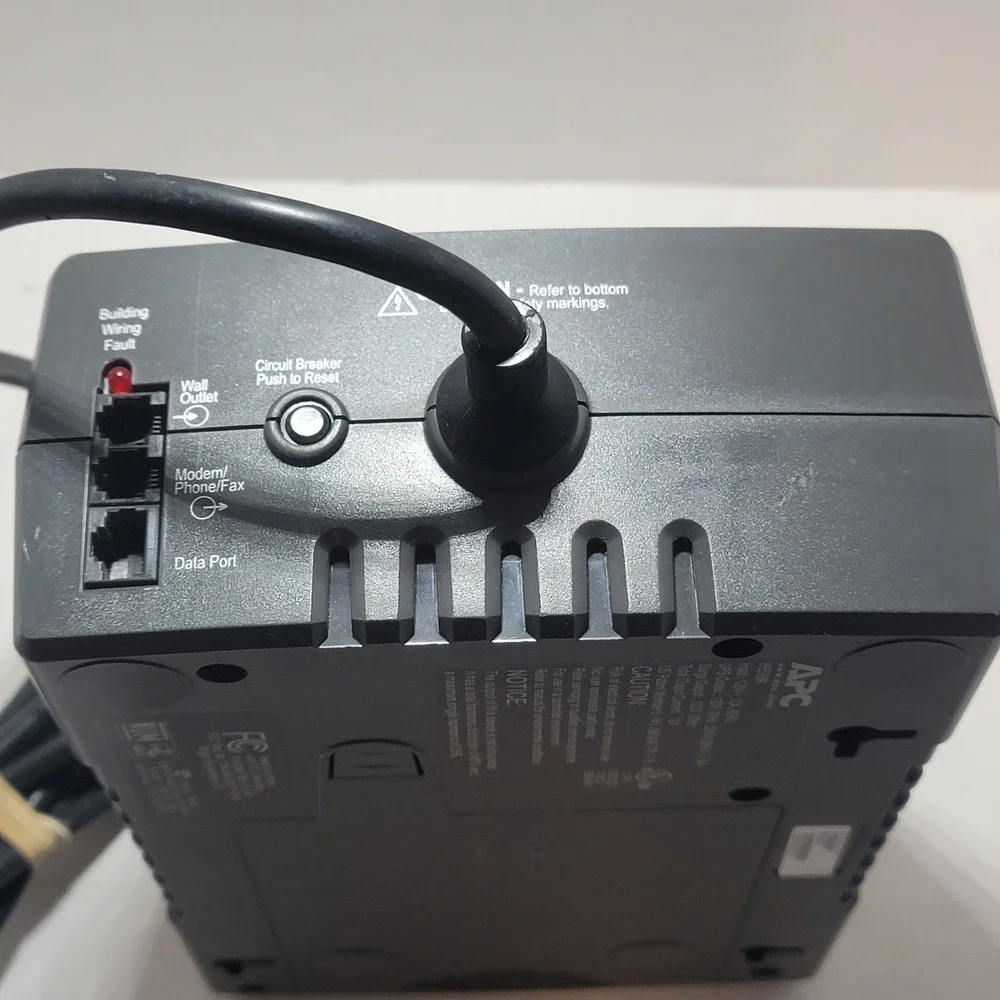 APC Back-UPS ES 550 BE550G 8 Outlets Uninterruptible Power Supply NO BATTERY